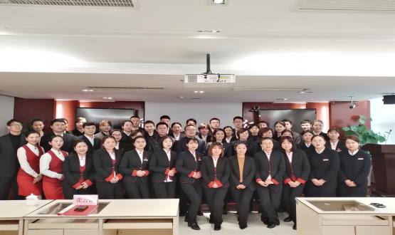 用心前行，筑夢(mèng)遠航 ——諾亞人力資源（中信銀行）外包員工新春年會(huì )暨2019年優(yōu)秀員工表彰會(huì )圓滿(mǎn)舉行